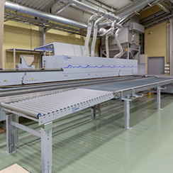 エッジバンダー（自動縁貼り機）【ホマッグ社製】